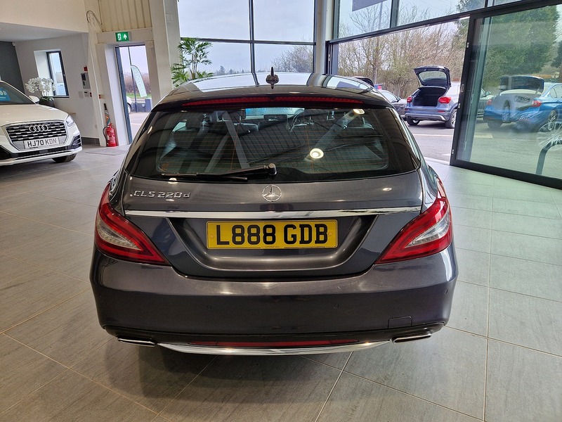 Mercedes-Benz CLS CLS220d AMG Line - U11475