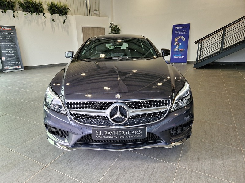 Mercedes-Benz CLS CLS220d AMG Line - U11475