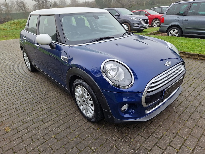 MINI Hatch Cooper - U11476