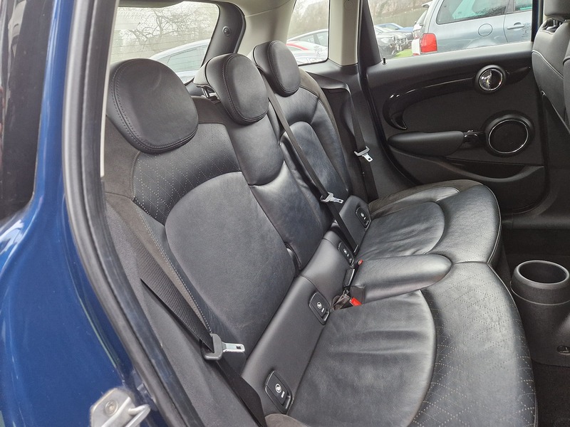 MINI Hatch Cooper - U11476