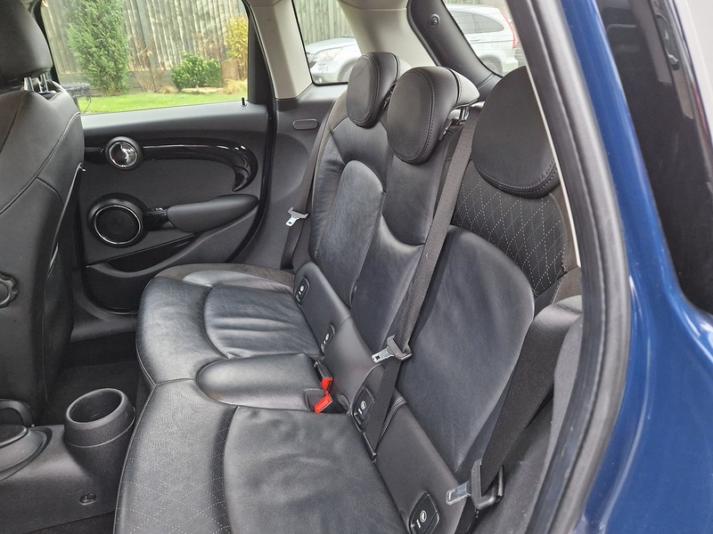 MINI Hatch Cooper - U11476