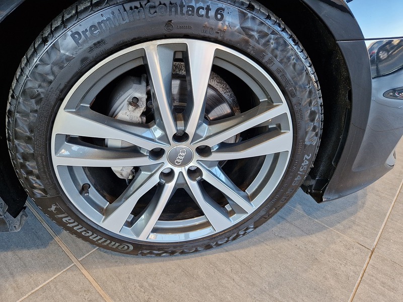 Audi A6 Avant TDI S line - U11481