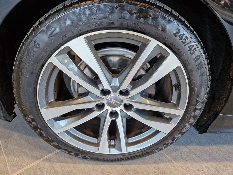 Audi A6 Avant TDI S line - U11481