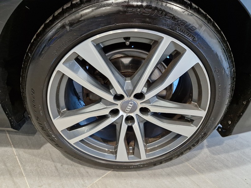 Audi A6 Avant TDI S line - U11481