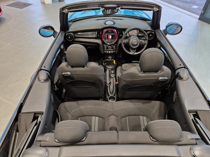 MINI Convertible Cooper S - U11496
