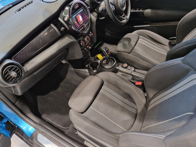 MINI Convertible Cooper S - U11496