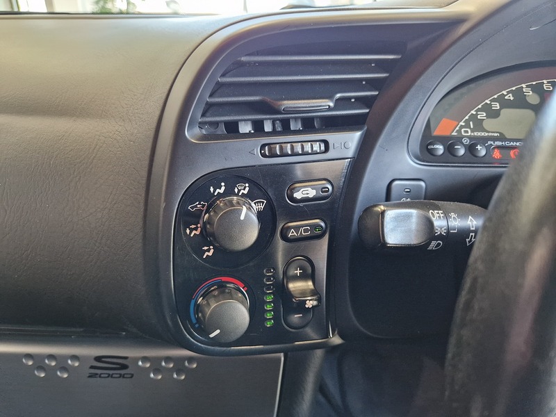 Honda S2000 Roadster - U11497