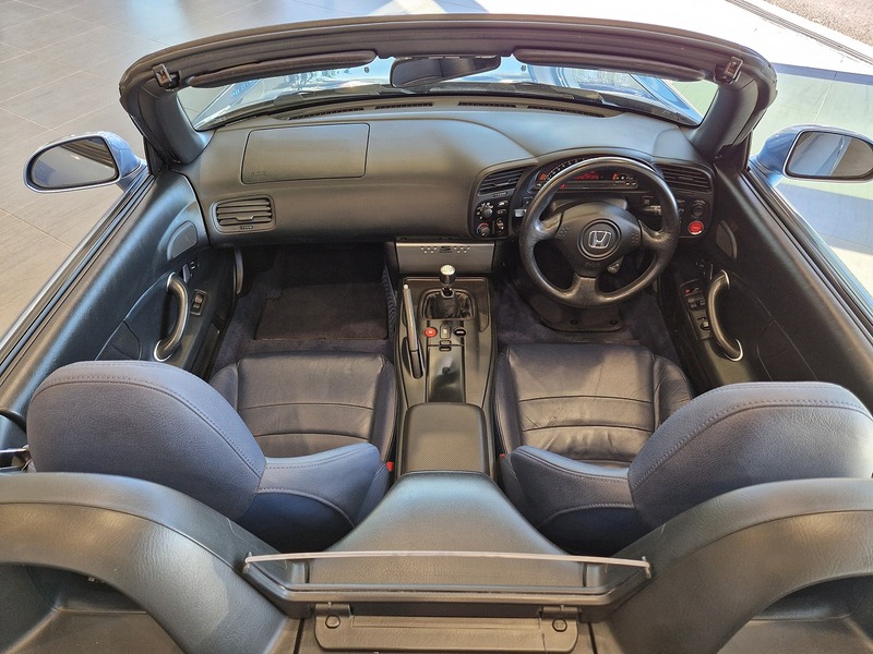 Honda S2000 Roadster - U11497