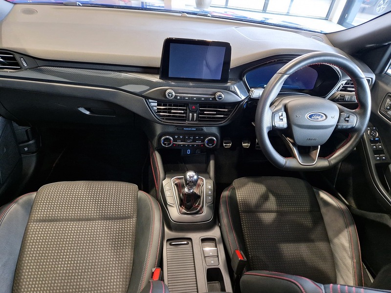 Ford Focus T EcoBoost MHEV ST-Line X Edition - U11505