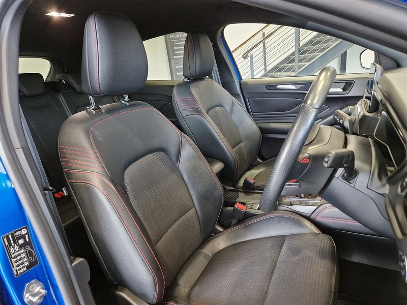 Ford Focus T EcoBoost MHEV ST-Line X Edition - U11505