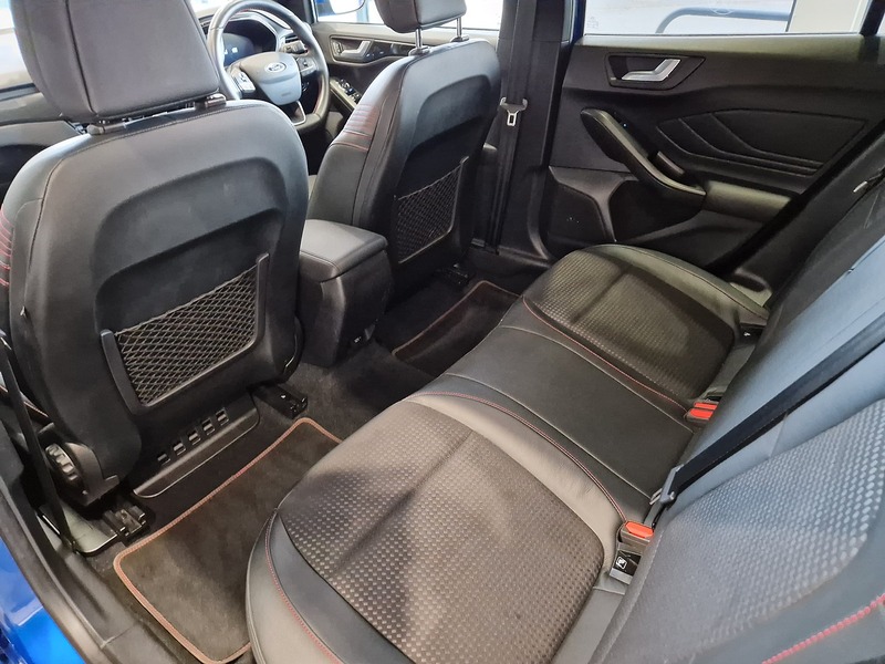 Ford Focus T EcoBoost MHEV ST-Line X Edition - U11505