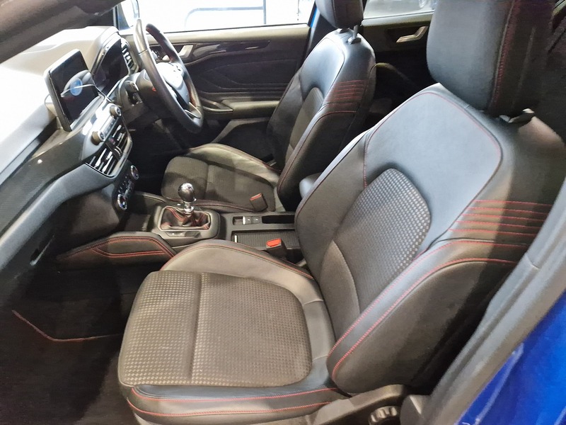 Ford Focus T EcoBoost MHEV ST-Line X Edition - U11505