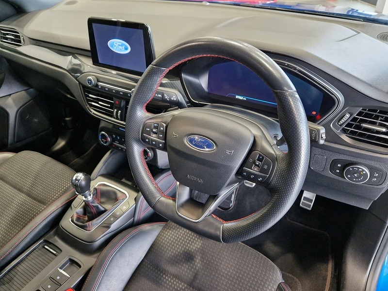 Ford Focus T EcoBoost MHEV ST-Line X Edition - U11505