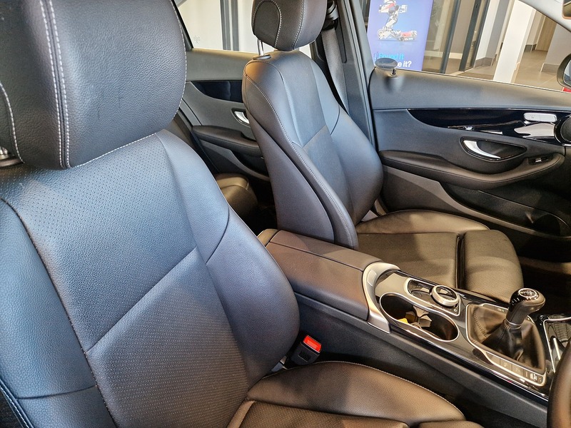 Mercedes-Benz C Class C180 SE - U11509