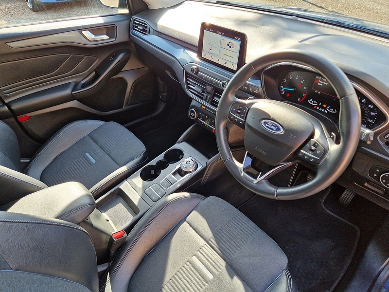 Ford Focus T EcoBoost Active X - U11514