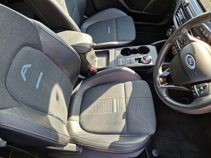 Ford Focus T EcoBoost Active X - U11514