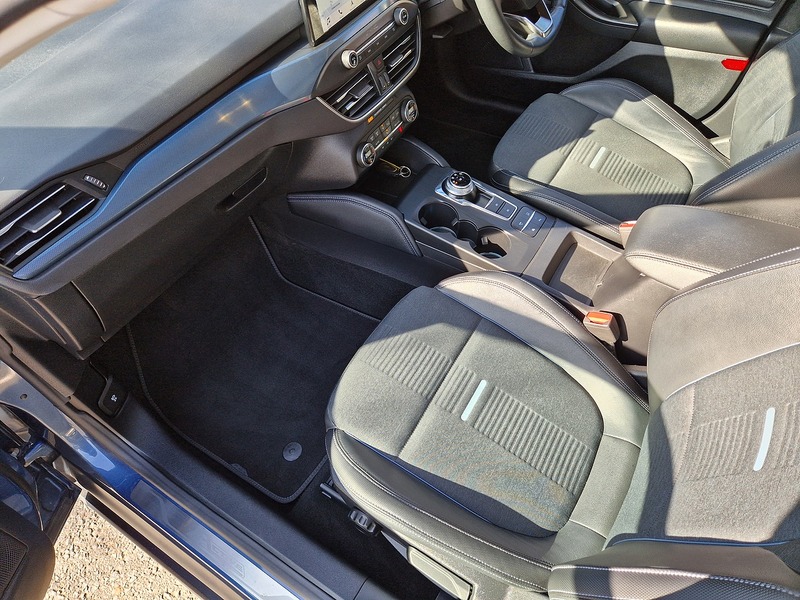 Ford Focus T EcoBoost Active X - U11514