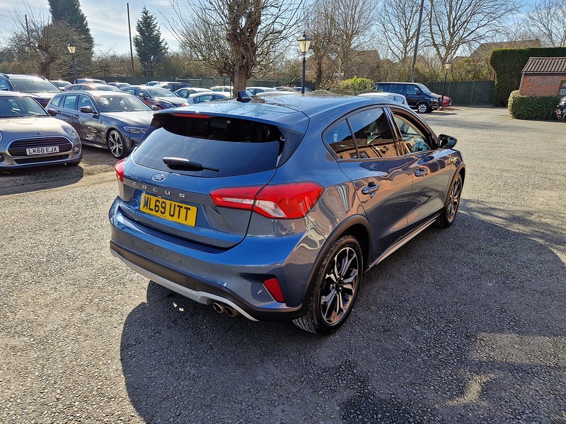 Ford Focus T EcoBoost Active X - U11514