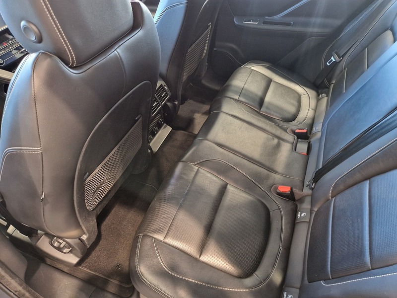 Jaguar F-PACE P300 R-Sport - U11515