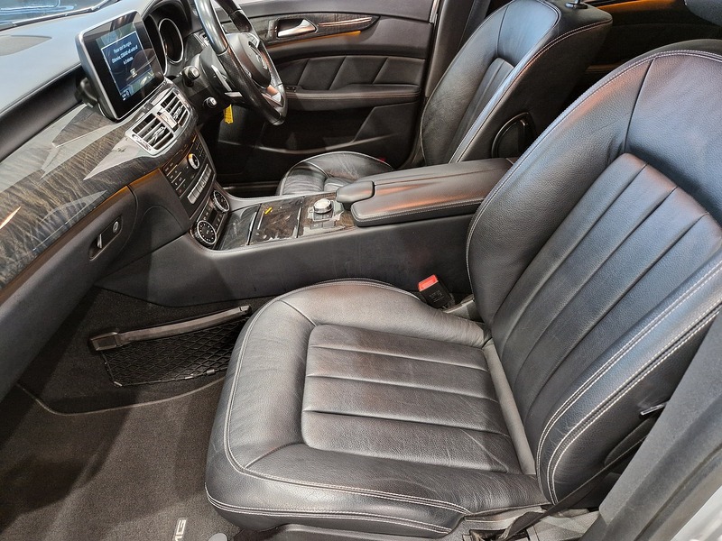 Mercedes-Benz CLS CLS220 BlueTEC AMG Line - U11520