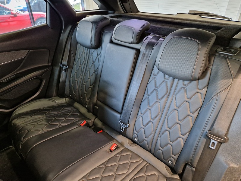 Peugeot 3008 BlueHDi GT Line - U11533