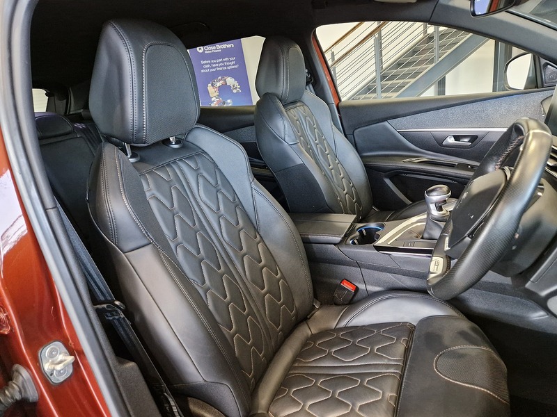 Peugeot 3008 BlueHDi GT Line - U11533