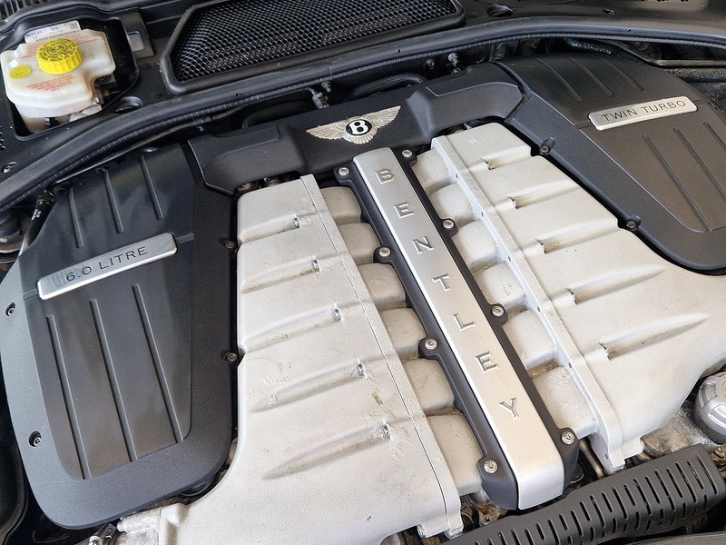 Bentley Continental W12 GTC - U11535