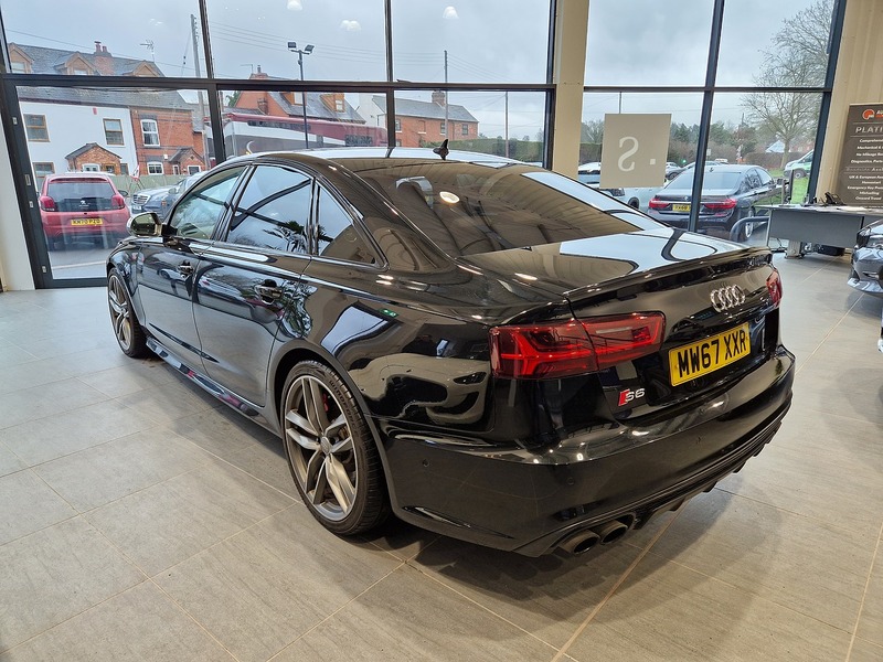 Audi S6 Saloon TFSI V8 Black Edition - U11536