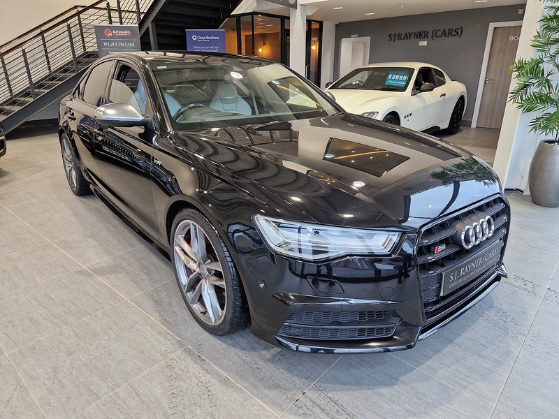 Audi S6 Saloon TFSI V8 Black Edition - U11536