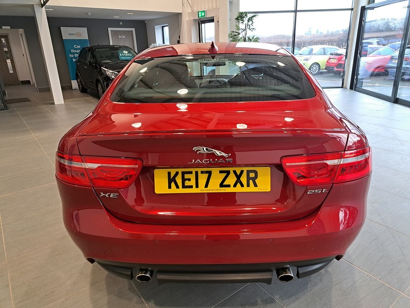 Jaguar XE i R-Sport - U11547