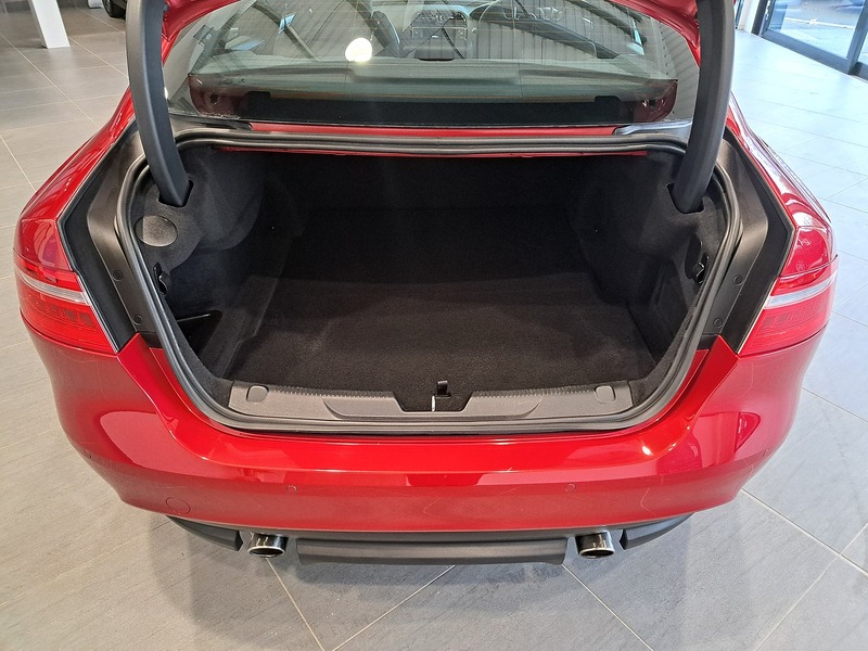 Jaguar XE i R-Sport - U11547