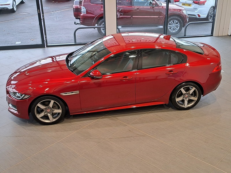 Jaguar XE i R-Sport - U11547