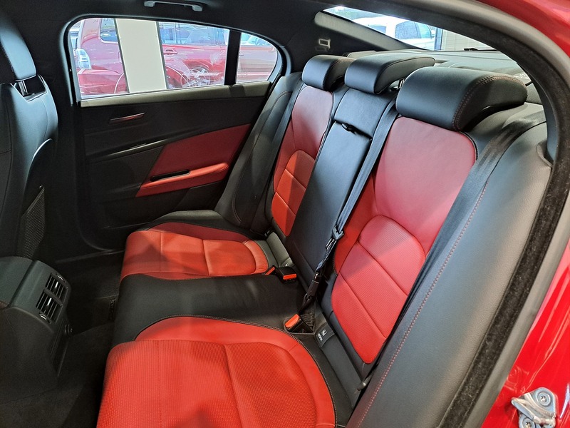 Jaguar XE i R-Sport - U11547