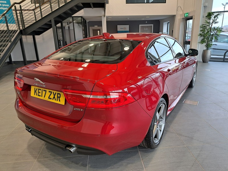 Jaguar XE i R-Sport - U11547