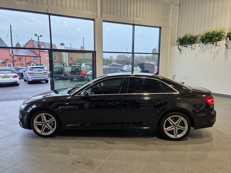 Audi A4 TDI ultra S line - U11550
