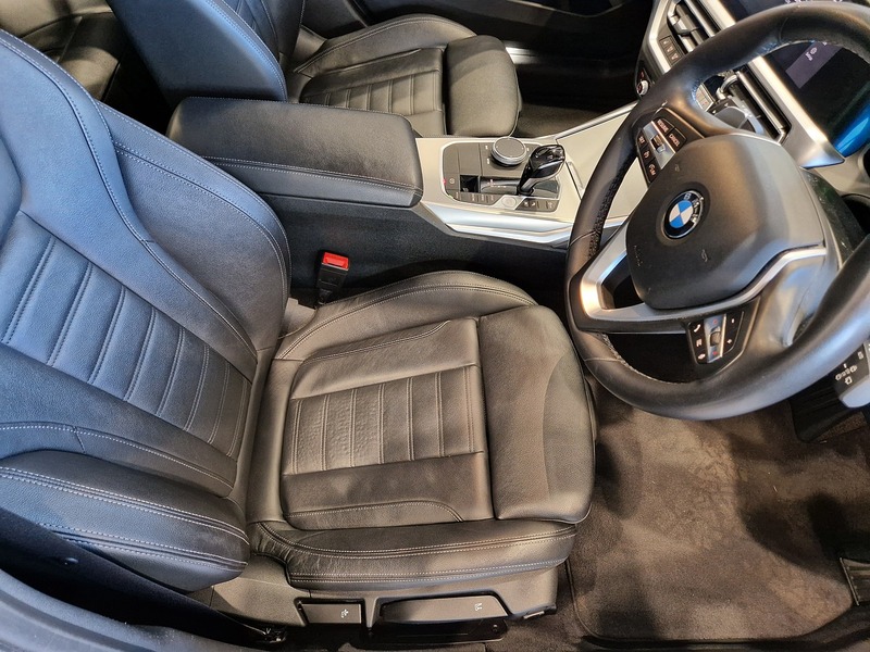 BMW 3 Series 330e Sport Pro - U11554