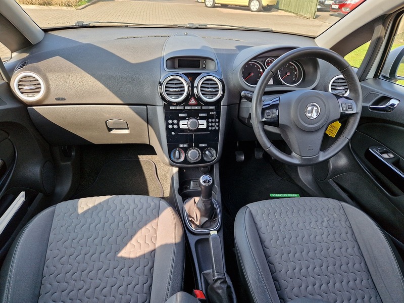 Vauxhall Corsa SE - U11568