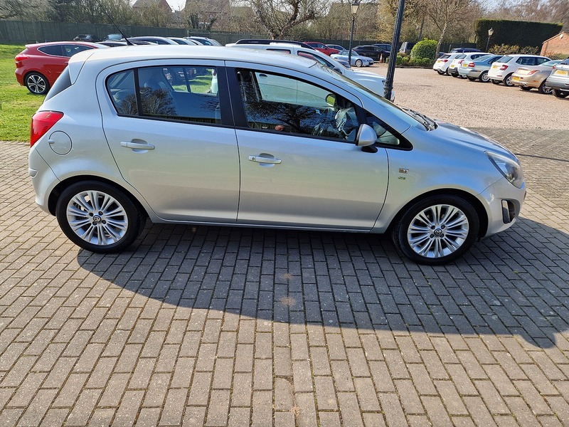 Vauxhall Corsa SE - U11568