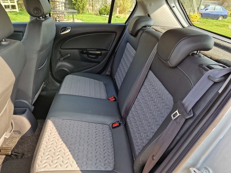 Vauxhall Corsa SE - U11568