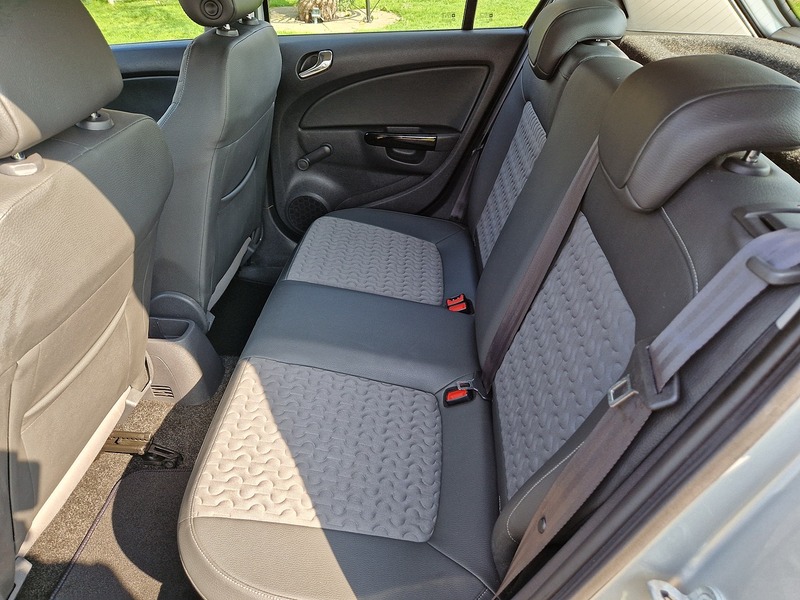 Vauxhall Corsa SE - U11568