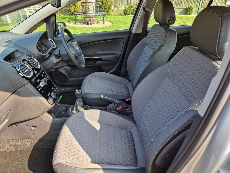 Vauxhall Corsa SE - U11568