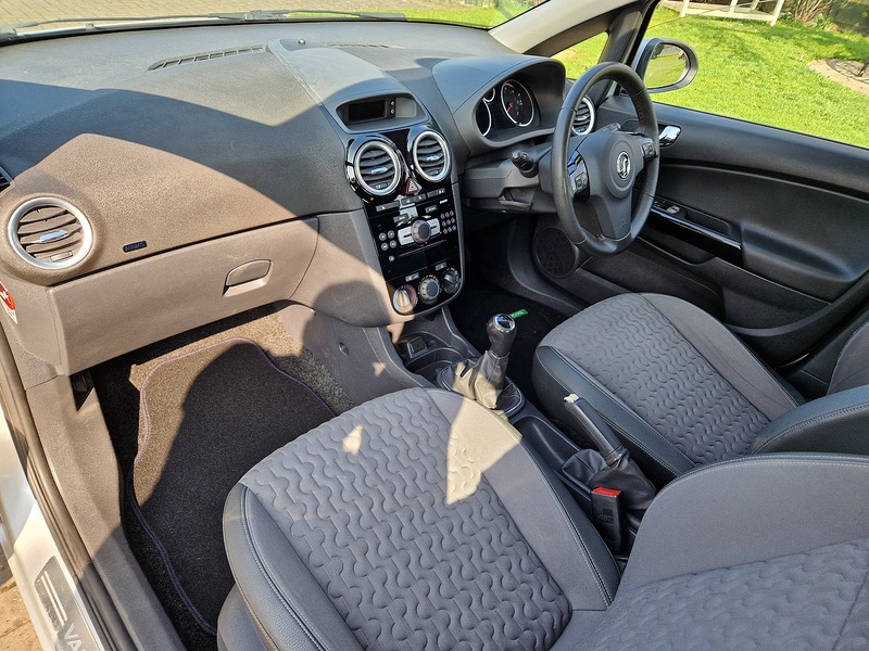Vauxhall Corsa SE - U11568