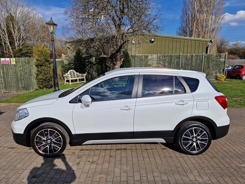Suzuki SX4 S-Cross SZ-T - U11580