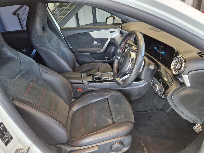 Mercedes-Benz A Class A200 AMG Line - U11585