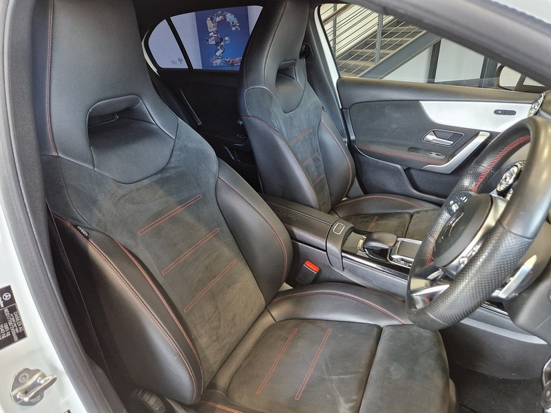 Mercedes-Benz A Class A200 AMG Line - U11585