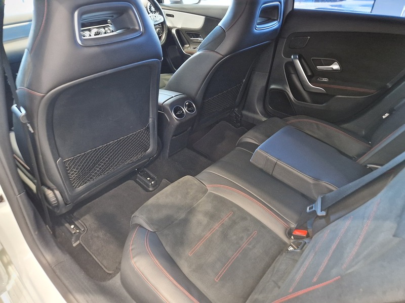 Mercedes-Benz A Class A200 AMG Line - U11585