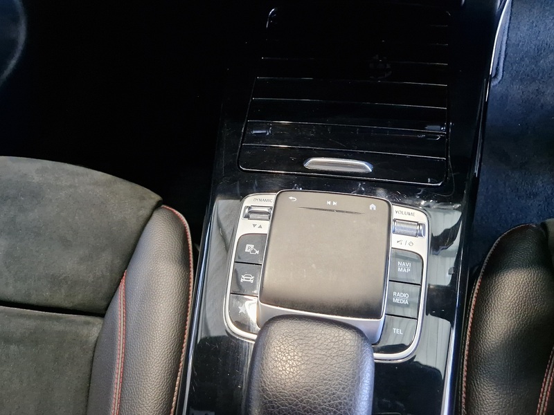 Mercedes-Benz A Class A200 AMG Line - U11585