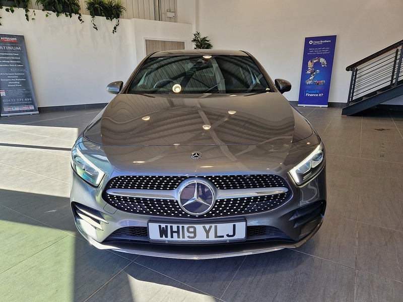 Mercedes-Benz A Class A200 AMG Line - U11586