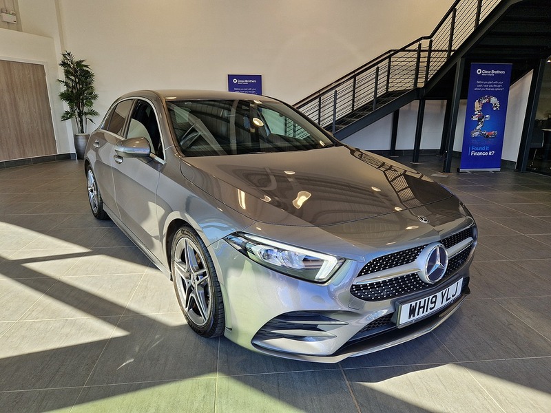 Mercedes-Benz A Class A200 AMG Line - U11586