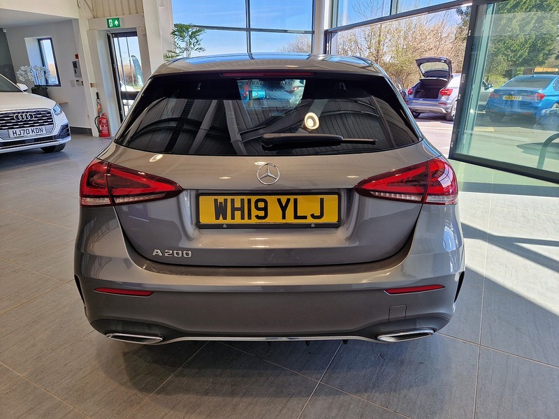 Mercedes-Benz A Class A200 AMG Line - U11586